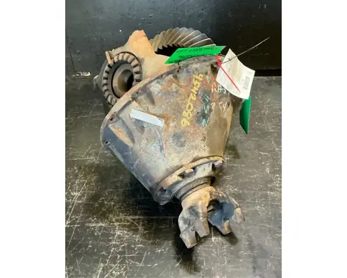 INTERNATIONAL RA57 Rear Rears (Tandem Rear or Single)