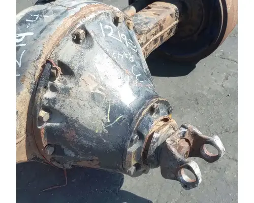 INTERNATIONAL RA57 Rear Rears (Tandem Rear or Single)