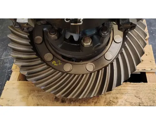 INTERNATIONAL RA57 Rear Rears (Tandem Rear or Single)