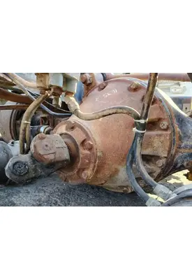 INTERNATIONAL RA57 Rear Rears (Tandem Rear or Single)