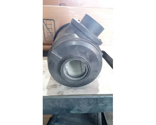 INTERNATIONAL RE Air Cleaner