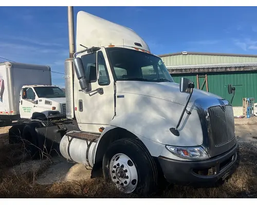 INTERNATIONAL RF027 Grille