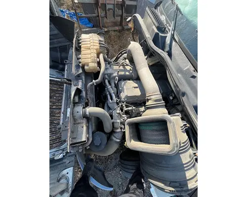 INTERNATIONAL RF027 Headlamp Assembly