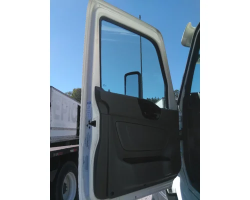 INTERNATIONAL RH 2017-2025 DOOR ASSEMBLY, FRONT