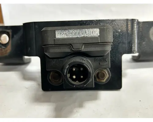 INTERNATIONAL RH613 440 Sensors