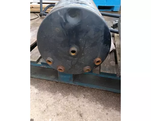 INTERNATIONAL RH613 Air Tanks and Brackets