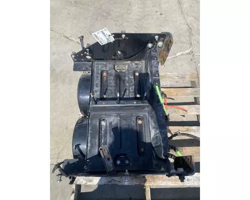 INTERNATIONAL RH613 Battery Box