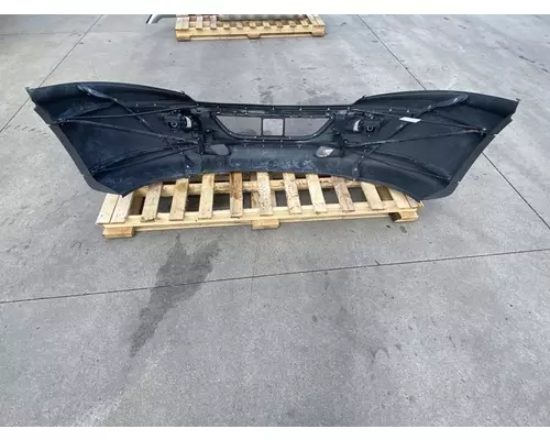 INTERNATIONAL RH613 Bumper Assembly, Front