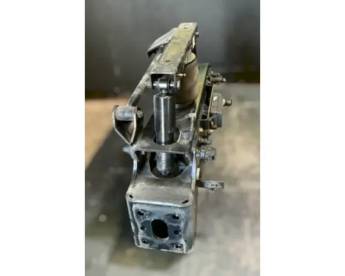 INTERNATIONAL RH613 Cab Air Suspension & Parts