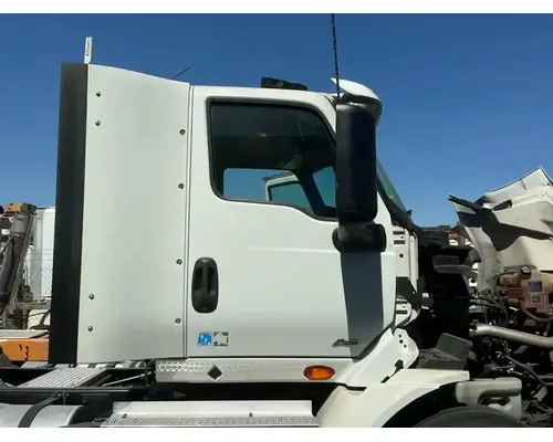 INTERNATIONAL RH613 Cab Assembly