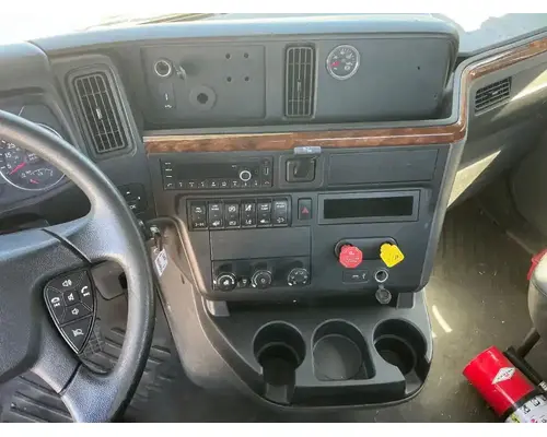 INTERNATIONAL RH613 Cab Assembly