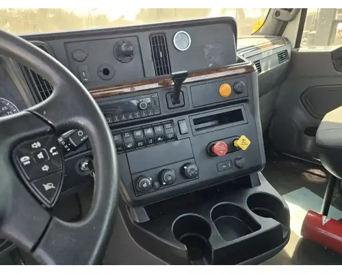 INTERNATIONAL RH613 Cab Assembly