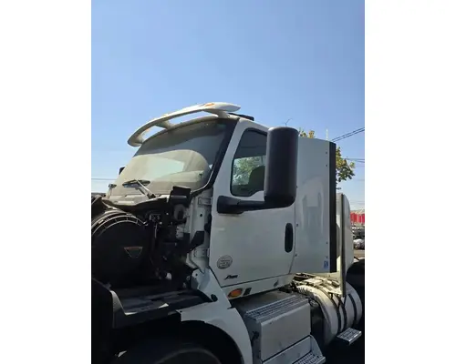 INTERNATIONAL RH613 Cab Assembly
