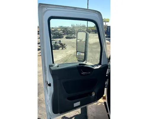 INTERNATIONAL RH613 Cab Assembly