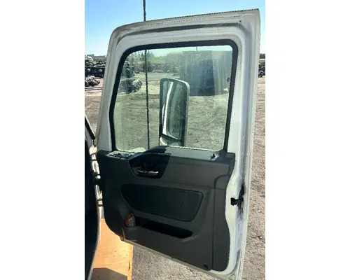 INTERNATIONAL RH613 Cab Assembly