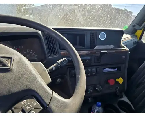 INTERNATIONAL RH613 Cab Assembly