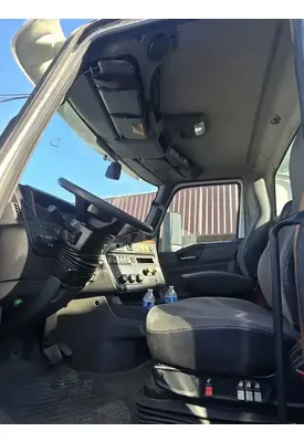 INTERNATIONAL RH613 Cab Assembly