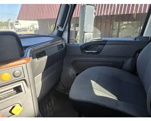 INTERNATIONAL RH613 Cab Assembly