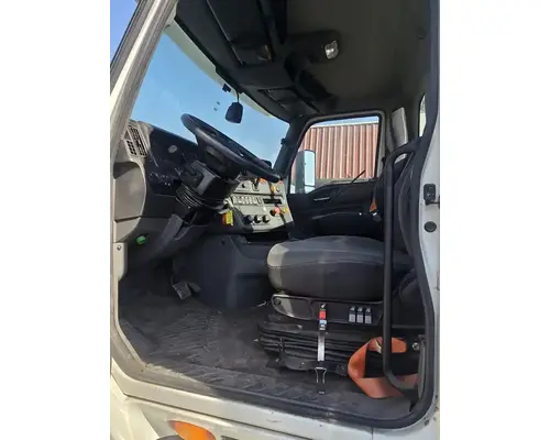 INTERNATIONAL RH613 Cab Assembly