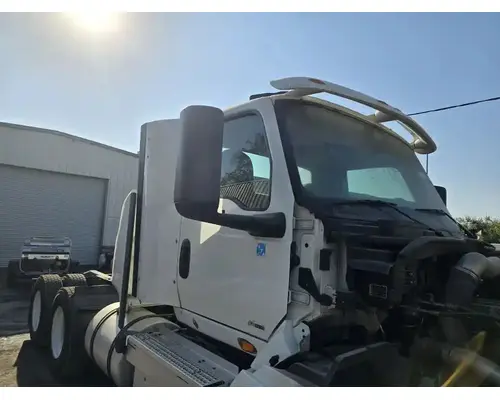 INTERNATIONAL RH613 Cab Assembly