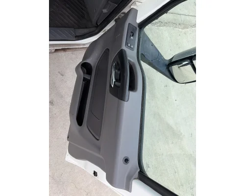 INTERNATIONAL RH613 Cab
