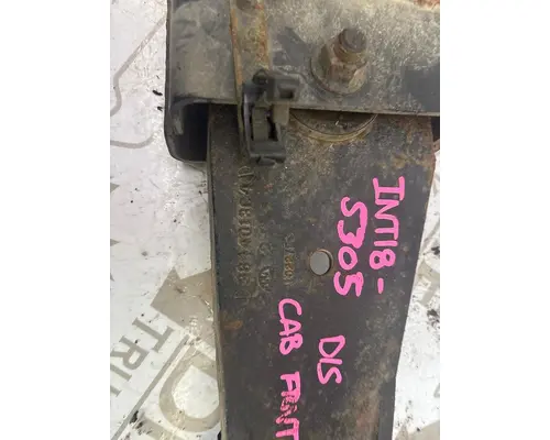 INTERNATIONAL RH613 Cab