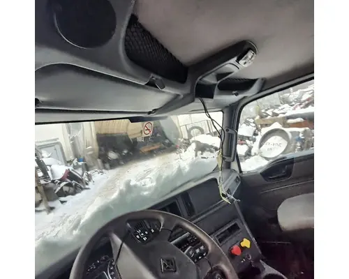 INTERNATIONAL RH613 Cab