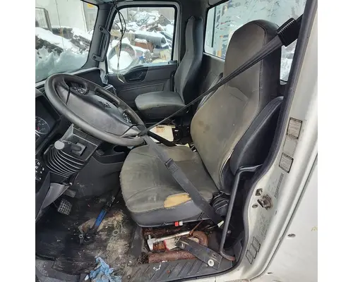 INTERNATIONAL RH613 Cab