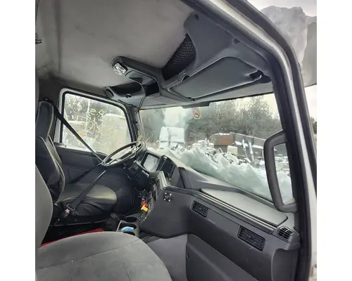 INTERNATIONAL RH613 Cab