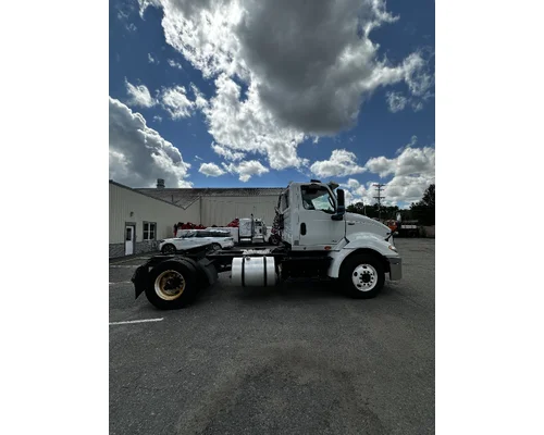 INTERNATIONAL RH613 Complete Vehicle