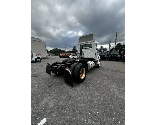 INTERNATIONAL RH613 Complete Vehicle