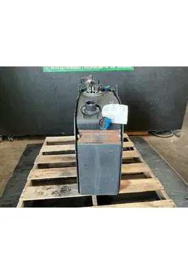 INTERNATIONAL RH613 DEF Tank