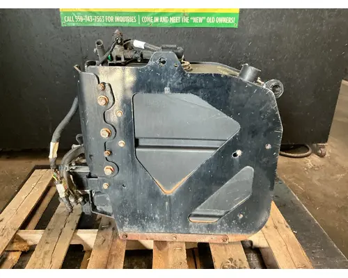 INTERNATIONAL RH613 DEF Tank