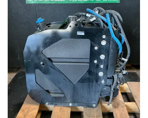 INTERNATIONAL RH613 DEF Tank