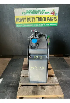 INTERNATIONAL RH613 DEF Tank