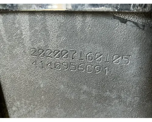 INTERNATIONAL RH613 DEF Tank