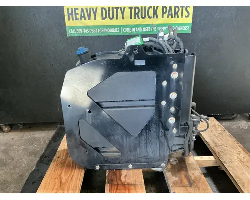 INTERNATIONAL RH613 DEF Tank