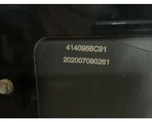 INTERNATIONAL RH613 DEF Tank