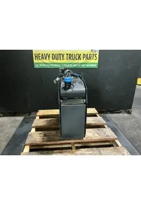 INTERNATIONAL RH613 DEF Tank