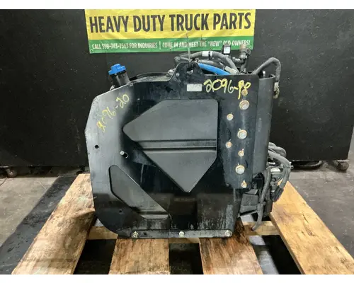 INTERNATIONAL RH613 DEF Tank