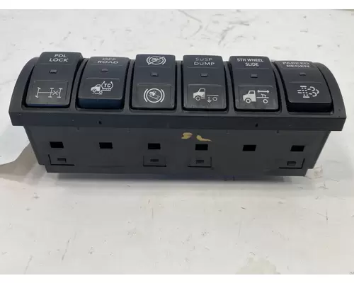 INTERNATIONAL RH613 Dash  Console Switch