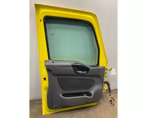 INTERNATIONAL RH613 Door Assembly, Front