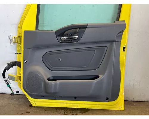 INTERNATIONAL RH613 Door Assembly, Front