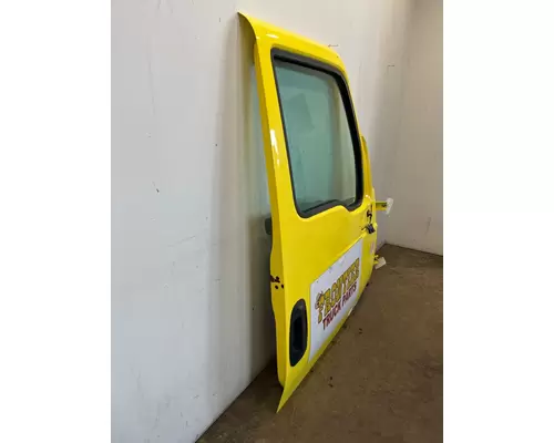 INTERNATIONAL RH613 Door Assembly, Front