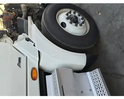 INTERNATIONAL RH613 Fender Extension