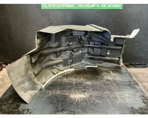 INTERNATIONAL RH613 Fender Extension