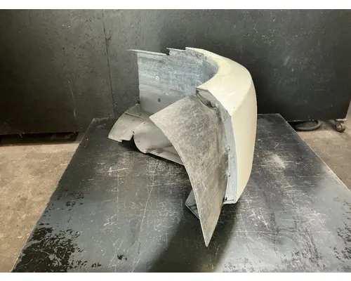 INTERNATIONAL RH613 Fender Extension