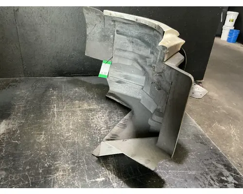 INTERNATIONAL RH613 Fender Extension