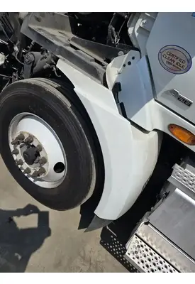 INTERNATIONAL RH613 Fender Extension