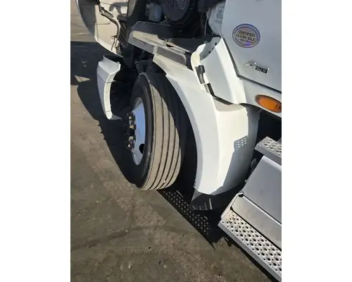 INTERNATIONAL RH613 Fender Extension